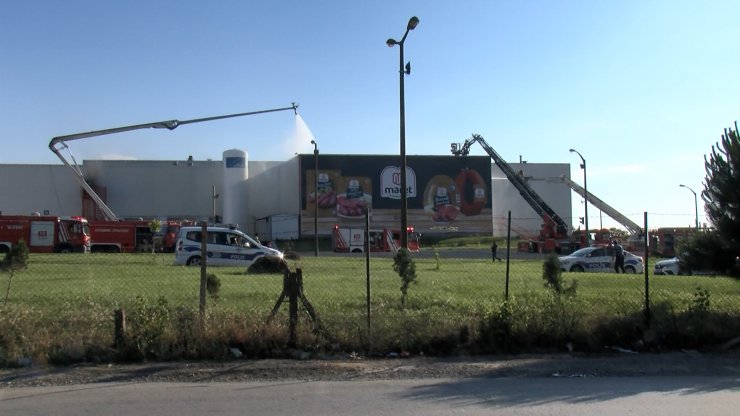 Et üretim tesisinde yangın