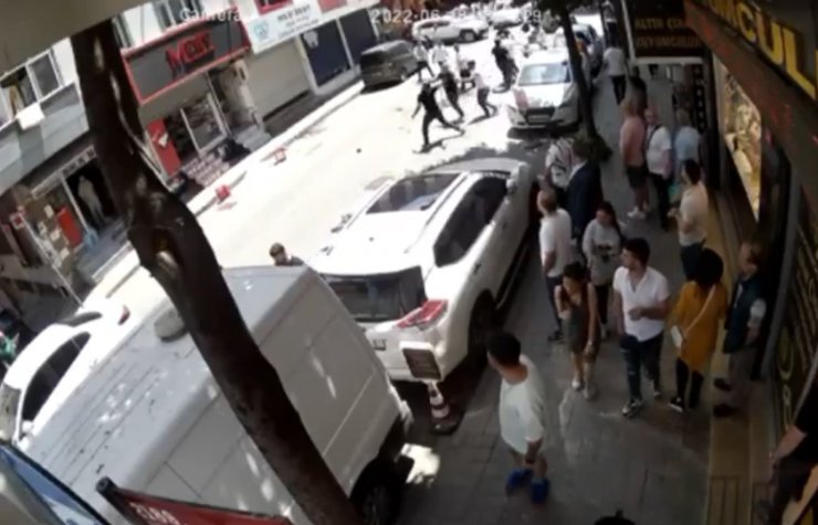 Mahalleyi savaş alanına çevirdiler 