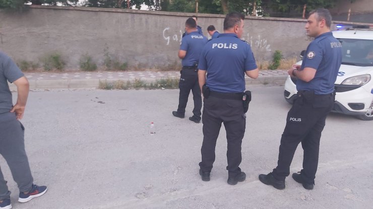 Silahlı kavga: 3 yaralı