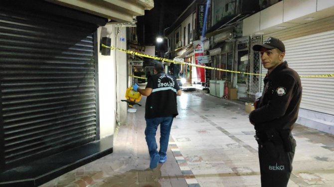 Tartıştığı şahıs tarafından silahlı vurulan genç hayatını kaybetti