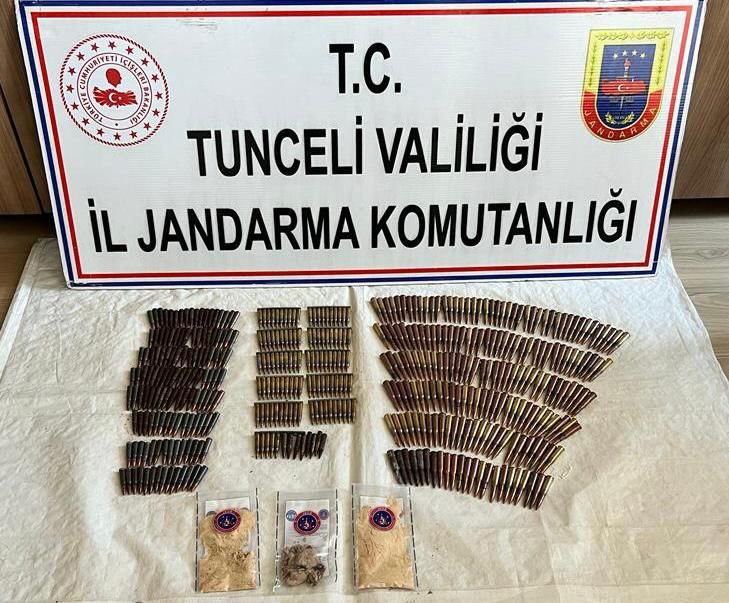 Tunceli'de teröristlerin kullandığı 6 sığınak imha edildi