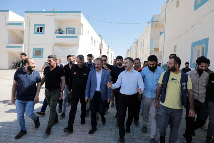 Bakan Çataklı Suriye'ye gönüllü olarak dönen kişi sayısını açıkladı