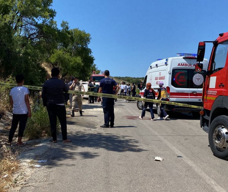 Otomobil patpata çarptı, amca ile yeğeni öldü