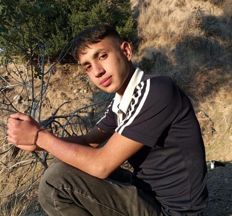 Sulama havuzunda boğulan iki arkadaş son yolculuklarına uğurlandı