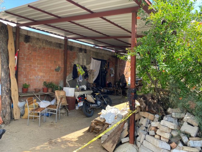 Oğlunu av tüfeğiyle öldüren kişi intihar etti