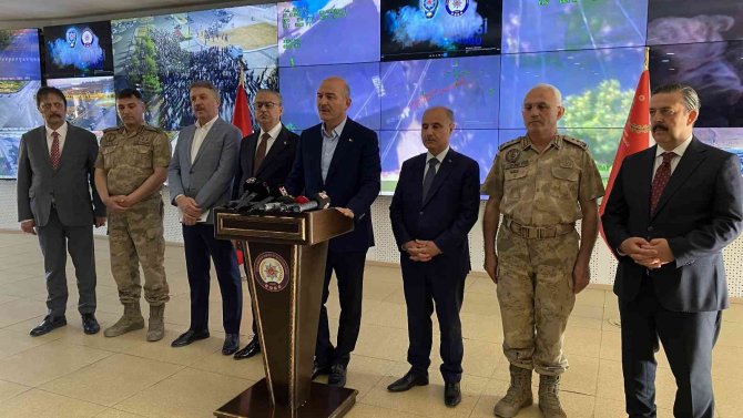 Bakan Soylu detayları tek tek açıkladı! 10 ilde 'Kökünü Kurutma Operasyonu'!