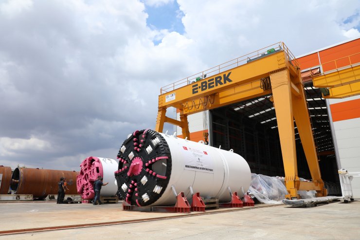 E-Berk’in yeni tünel açma makinesi banttan indi