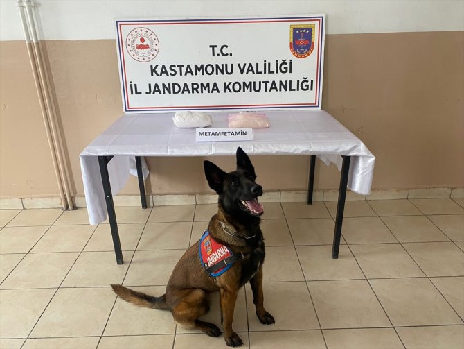 Uyuşturucu operasyonunda 2 zanlı tutuklandı