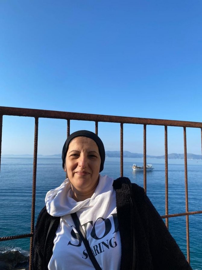 Kayınbiraderin merdivende kurşun yağdırdığı kadın toprağa verildi