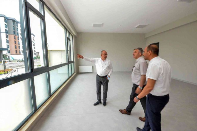 Meram’da 40 derslikli örnek okulun yapımı tamamlandı