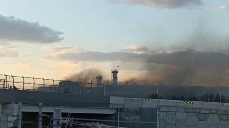 Şeker fabrikasında çıkan yangın korkuttu