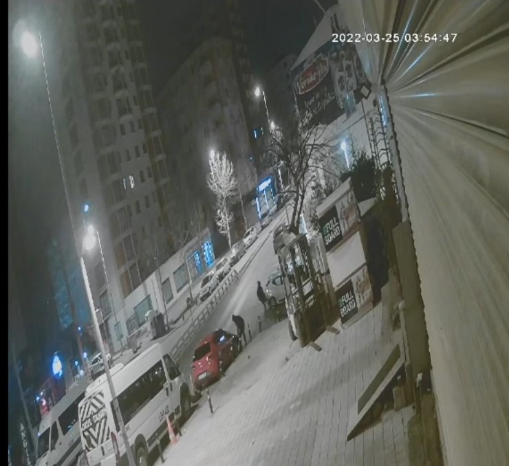 Far hırsızları kamerada