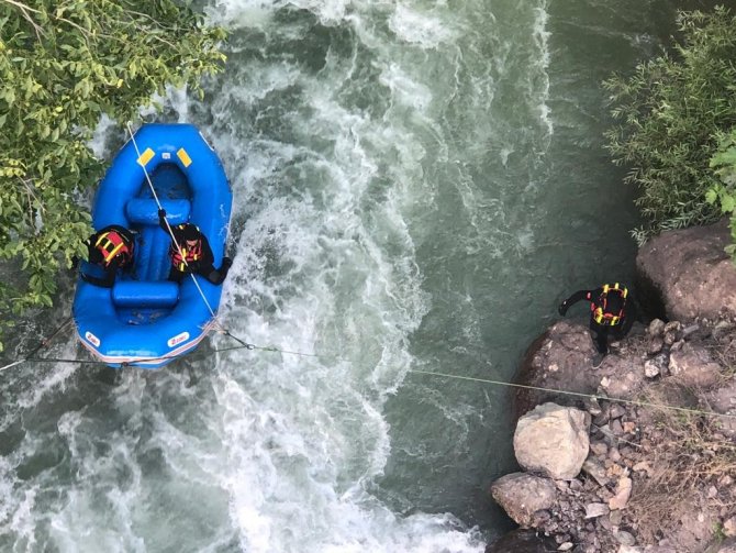 Kayıp sağlıkçıyı arama çalışmaları 12’inci gününde