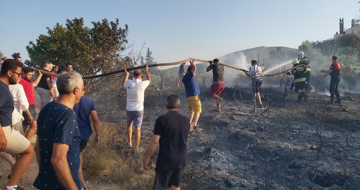 Otluk alanda çıkan yangın yerleşim yerine sıçramadan söndürüldü