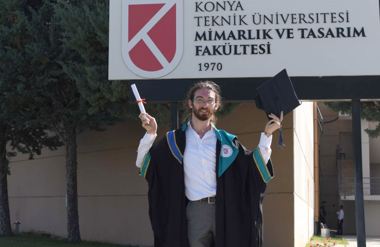 Serebral palsi hastası Yunus, artık bilgisayar mühendisi