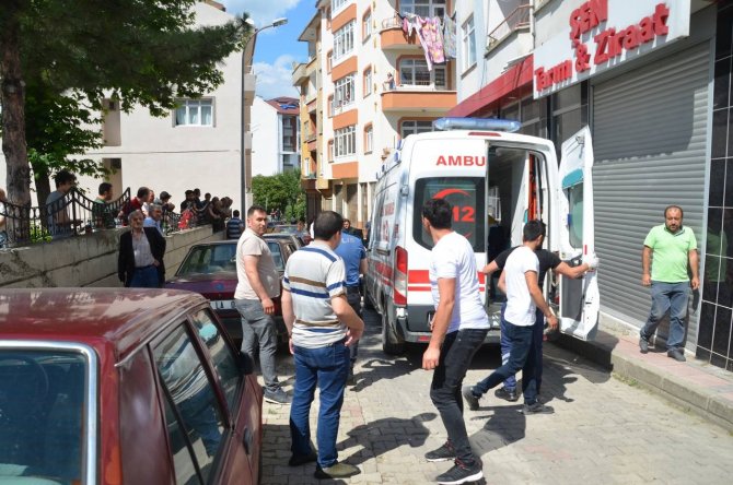 Almak istediği tarlayı başkasına satan kayınpederi ve kayınbiraderini vurdu