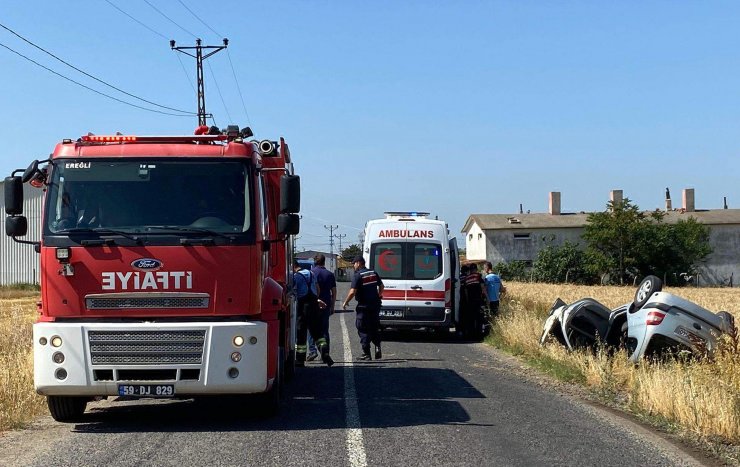 Arı paniği, kazaya neden oldu: 3 yaralı 