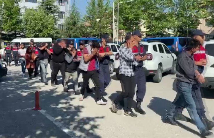 Hırsızlık şebekesine 13 tutuklama