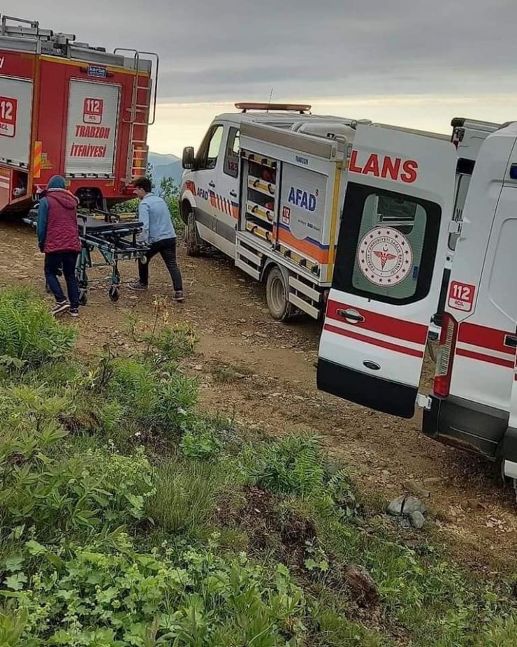 İneğiyle uçurama düşen kadın hayatını kaybetti