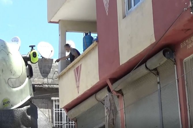 Mutfak tüpüyle mahalleye panik yaşattı