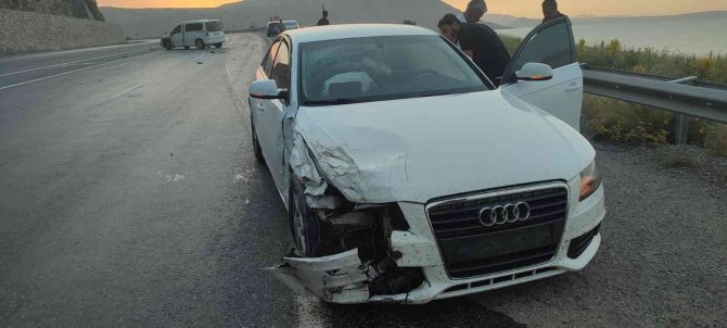 Trafik kazası: 3 yaralı