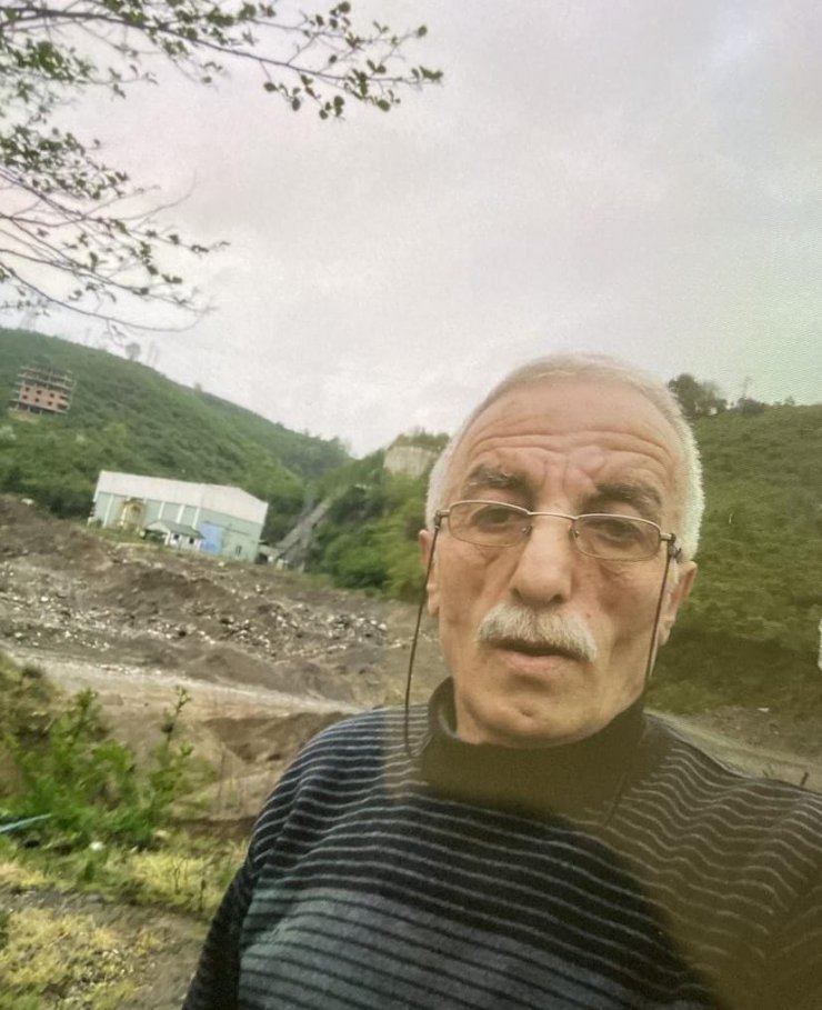 Borç- alacak nedeniyle tartıştığı oğlunu bıçakla öldürdü