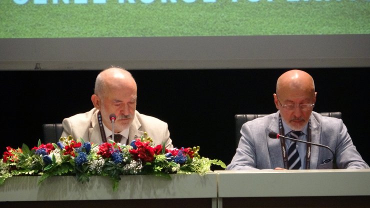 Ahmet Ağaoğlu: 2 yeni transferimiz Slovenya kampına iştirak edecek