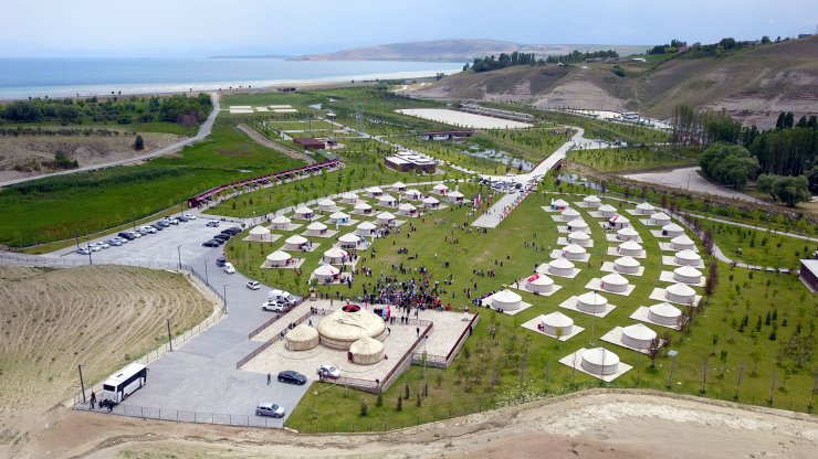 AK Parti'li Demiröz: Dünya ülkeleri gibi biz de pandemiden etkilendik