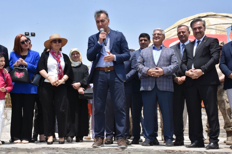 AK Parti'li Demiröz: Dünya ülkeleri gibi biz de pandemiden etkilendik