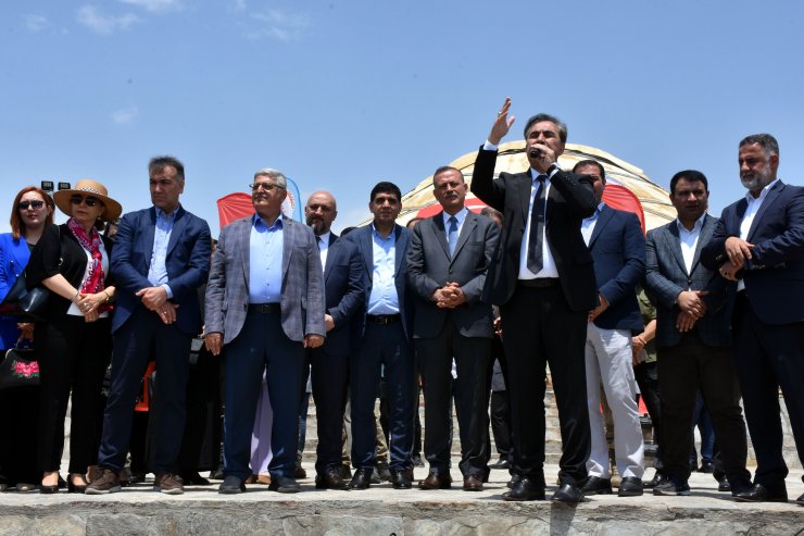 AK Parti'li Demiröz: Dünya ülkeleri gibi biz de pandemiden etkilendik