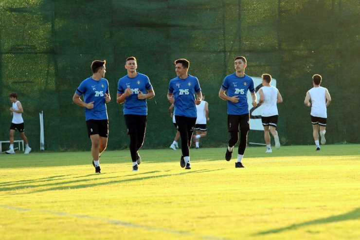 Altay, gençleriyle start verdi