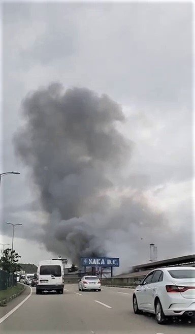 Demir çelik haddehanesinde korkutan yangın