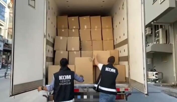 İzmir'de 3 milyon 87 bin kaçak sigara ele geçirildi