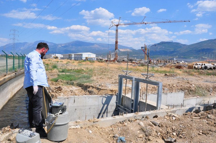 Manisa OSB'de hidrojen sülfür gazı tehlikesi; 4 işçi zehirlendi