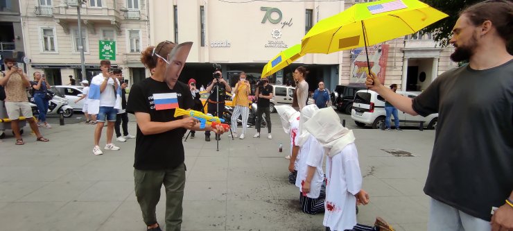 Ukraynalı akitvistler, Azov taburu mensuplarının bırakılmasını istedi