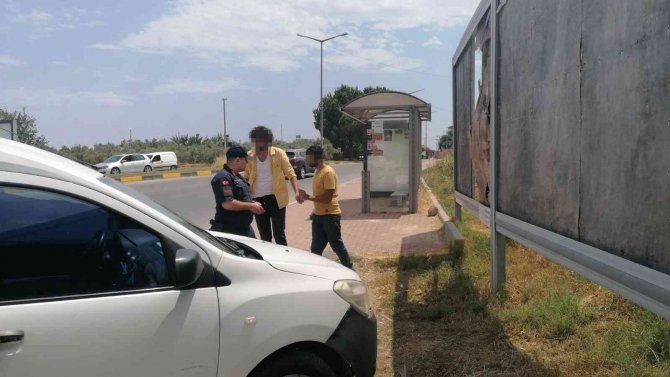 Antalya’da hırsızlık yapıp Manavgat’ta yakayı ele verdiler