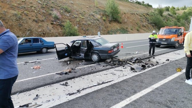 Feci trafik kazasında 1 kişi öldü, 6 kişi yaralandı