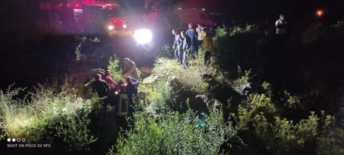 Kayıp yaşlı adam devrilen traktörün altında ölü bulundu