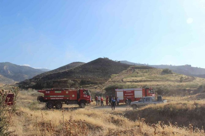Korkutan yangın: Yangına havadan ve karadan müdahale edildi