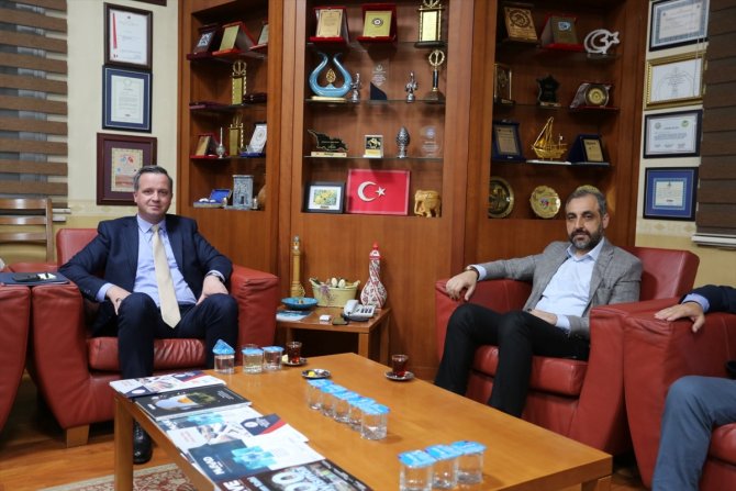 TİKA yurt dışındaki yardımlarda Türk markalarını kullanıyor