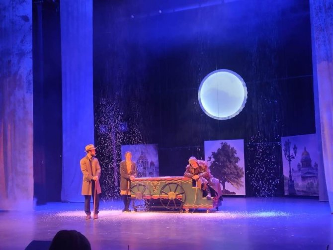 Bir yıllık eğitim sürecinde öğrendiklerini sergilediler