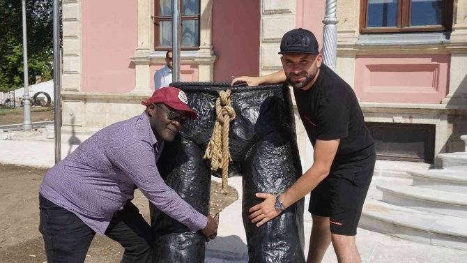 Davullu-zurnalı davete turistlerden yoğun ilgi
