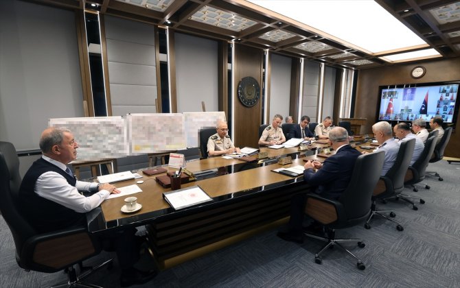 Bakanı Akar'dan İsveç ve Finlandiya'ya net cevap