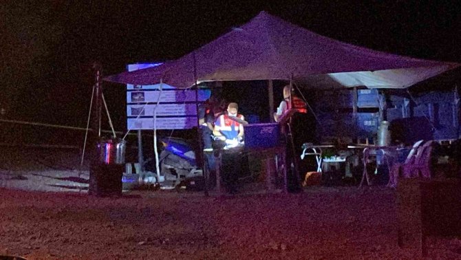 Silahlı kavga: 1 ölü, 2 yaralı