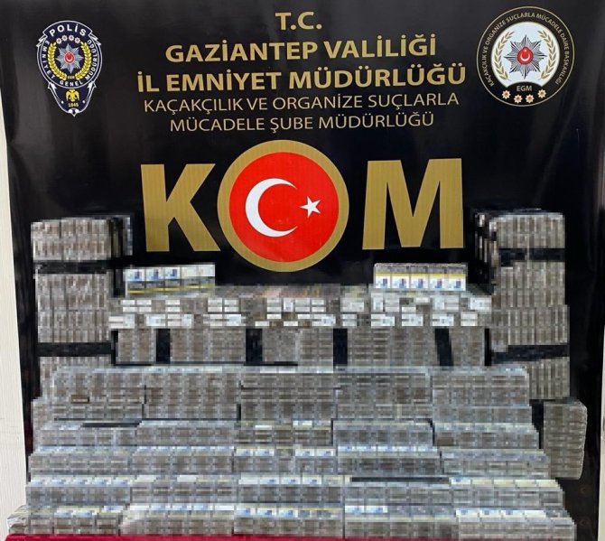 Atık kağıt toplama aracından kaçak sigara çıktı