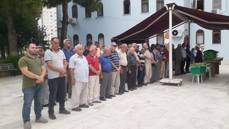 Cinayete kurbanı 2 kardeşin cenazesi 9 ay sonra yeniden toprağa verildi