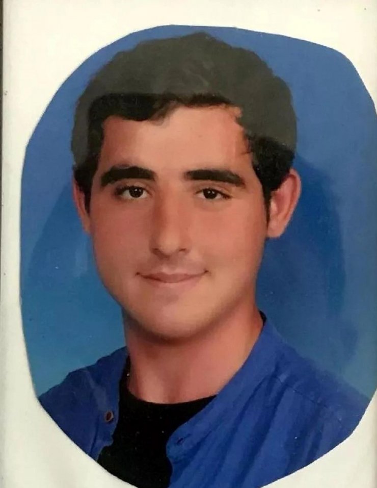 Cinayete kurbanı 2 kardeşin cenazesi 9 ay sonra yeniden toprağa verildi