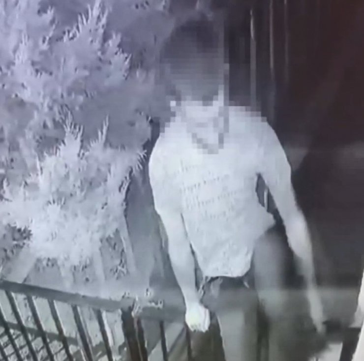 Kimlik kontrolünde kaçmaya çalıştı hırsız çıktı