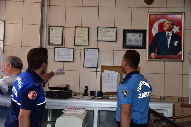 Zabıta ekiplerinden fırınlarda hijyen ve gramaj denetimi