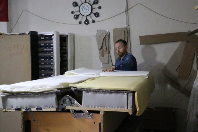 Tamire getirilen kanepeden 110 bin liralık altın çıktı